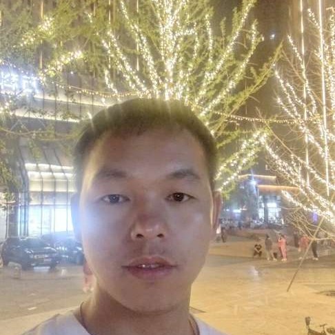 侯新亮的照片