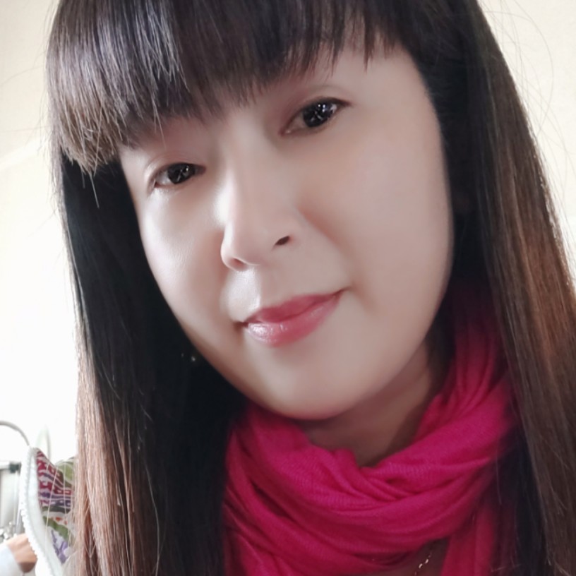 失色的小米粒的照片