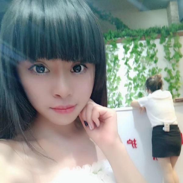 一个可怜的人。的照片