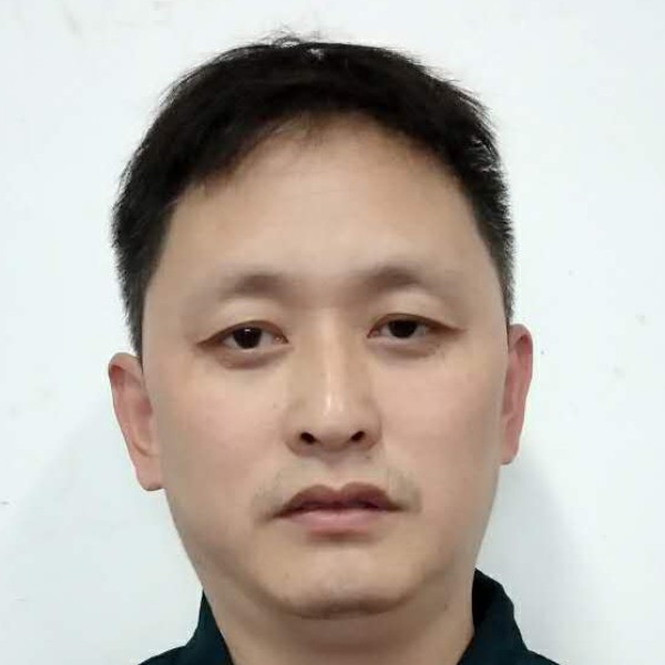 萝莉缓慢的照片