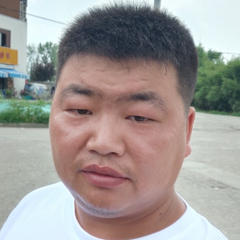 孤独凝眸微凉的照片
