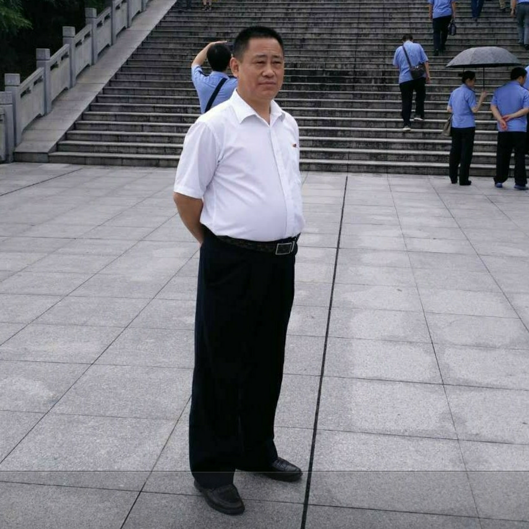 糟糕与玫瑰的照片