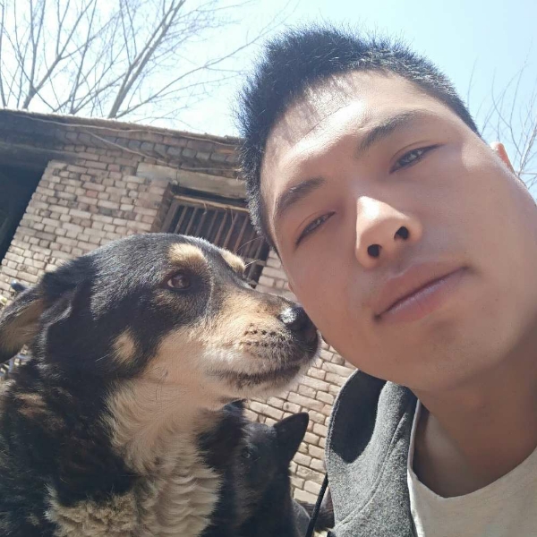 淡然凝眸往事的照片
