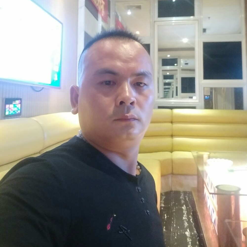 和谐爱恋尘宵的照片