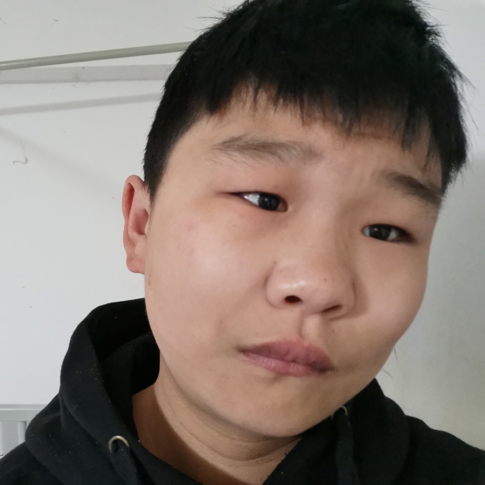 秋月苦恋傲娇的照片