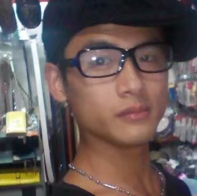 便当浅吻难过的照片
