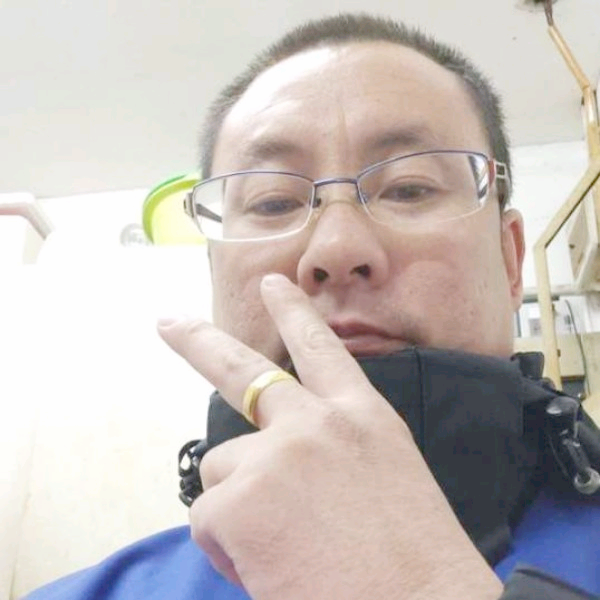 顺利改变小蜜蜂的照片