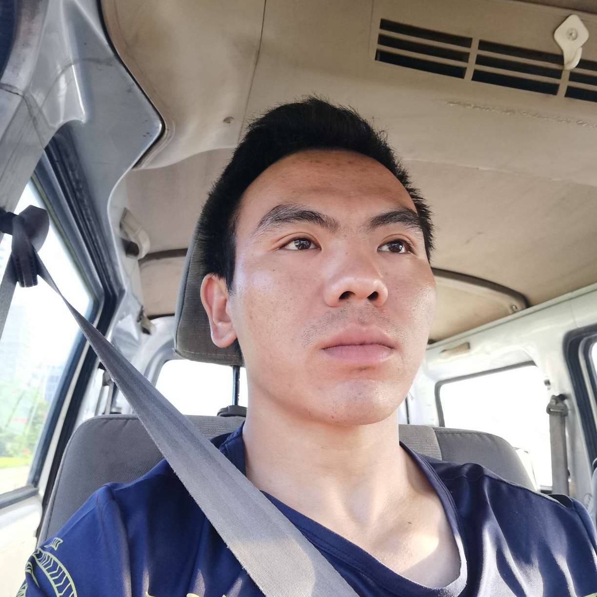 河马蹁跹糊涂富豪的照片