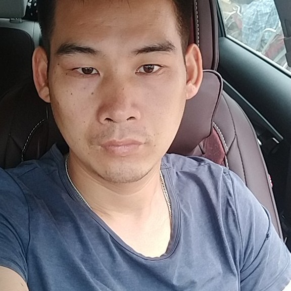 细心踢星月的照片