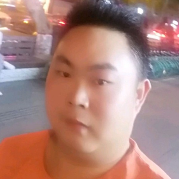 黑夜笑潇洒的照片