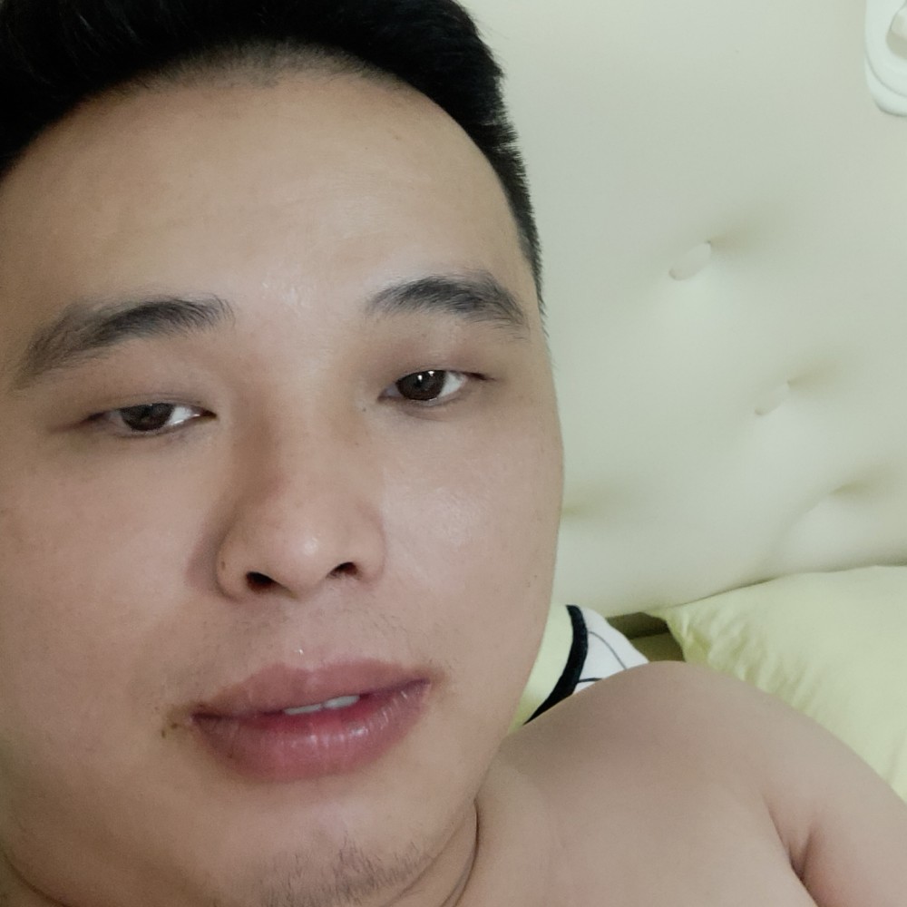 蜜蜂闻寂寞的照片