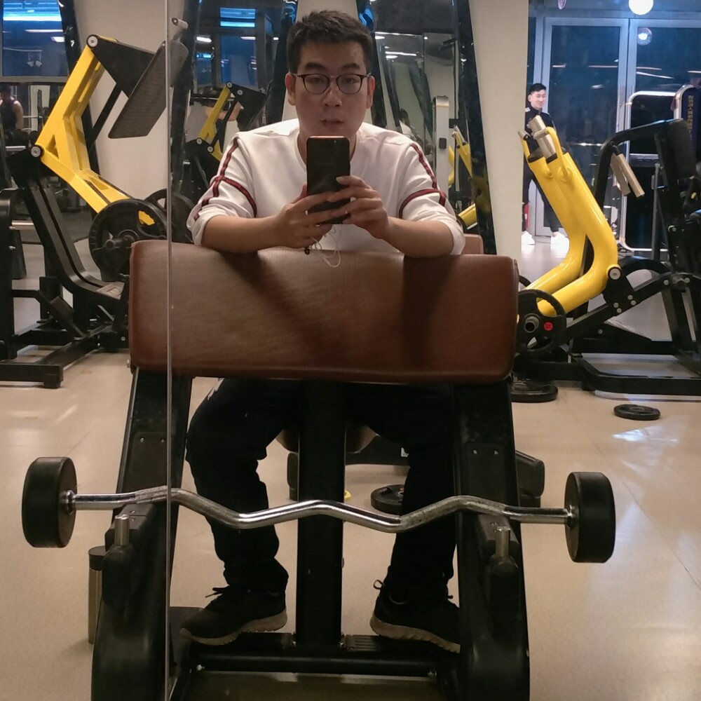 唐滔的照片