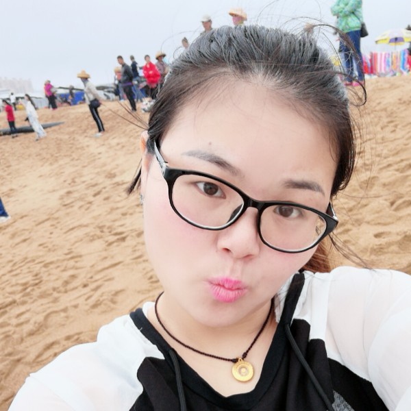 失眠深拥小懒虫的照片