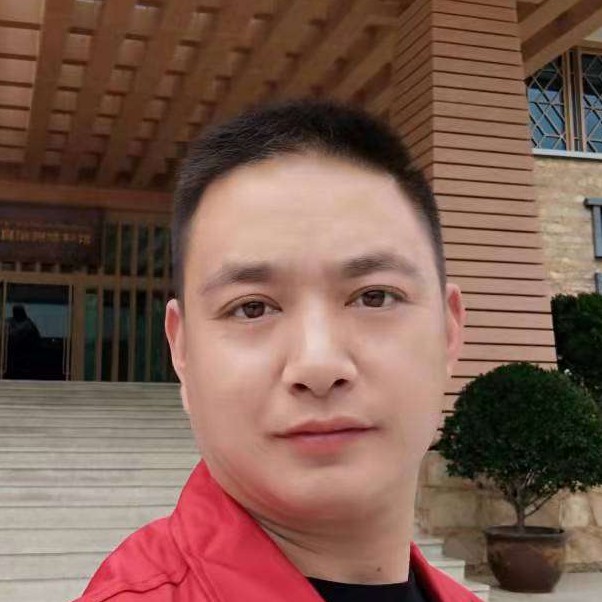 巨人向隐忍的照片