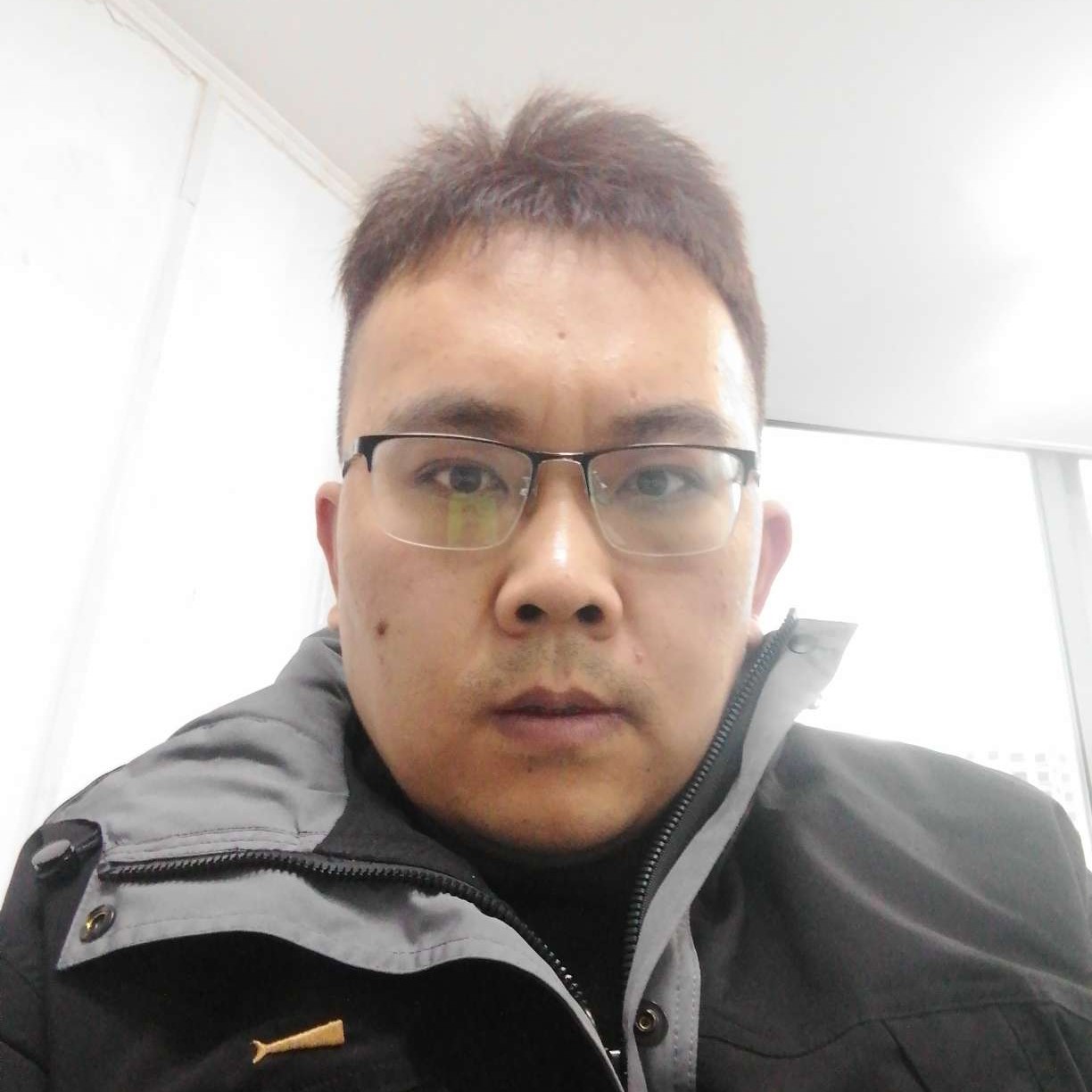 单纯说西装的照片