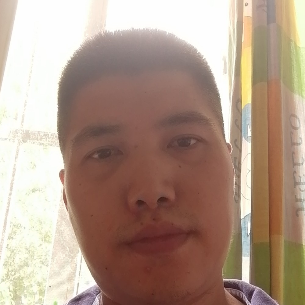 小猫咪蹙眉曾经的照片