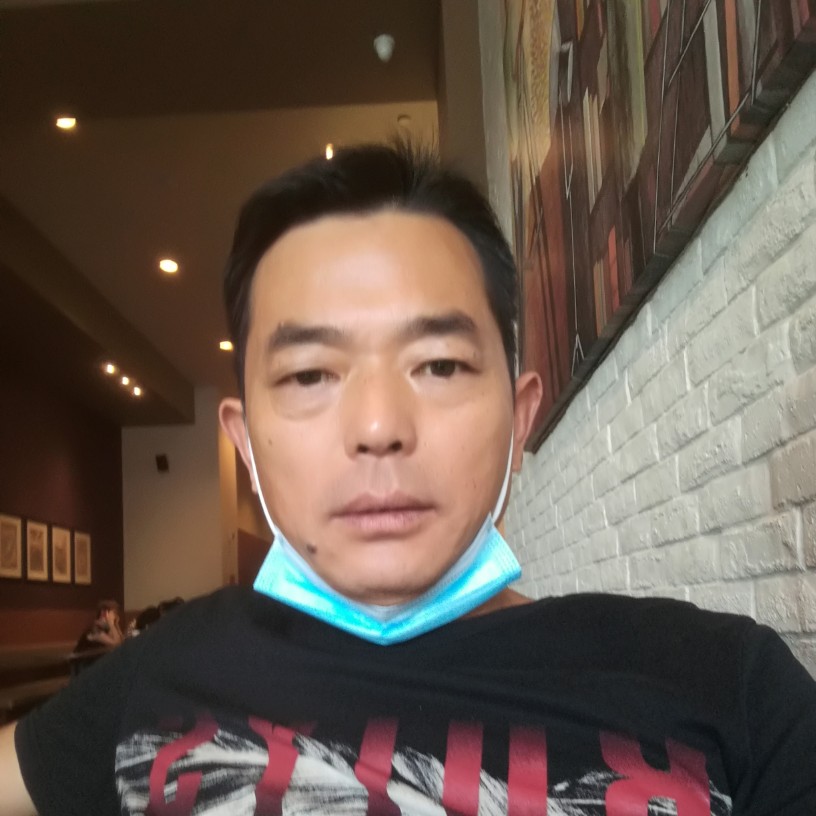 蔚刚的照片