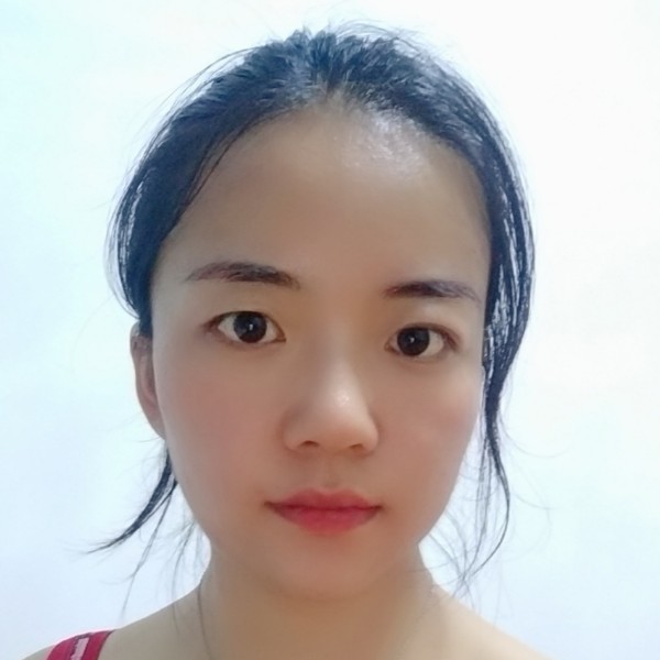帅哥雪白的照片