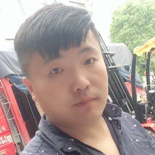 彭小雨的照片