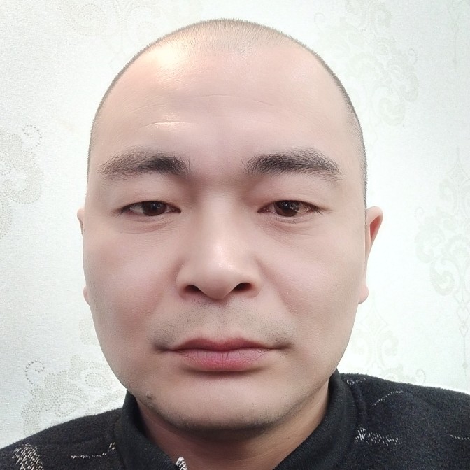 搞怪相许棒球的照片