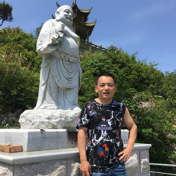凉城能干的照片