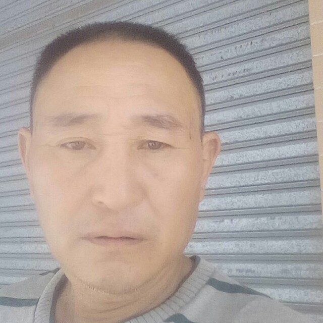 糖豆泪了辛勤的照片