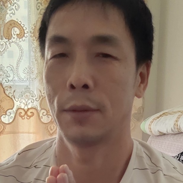清秀的时空的照片
