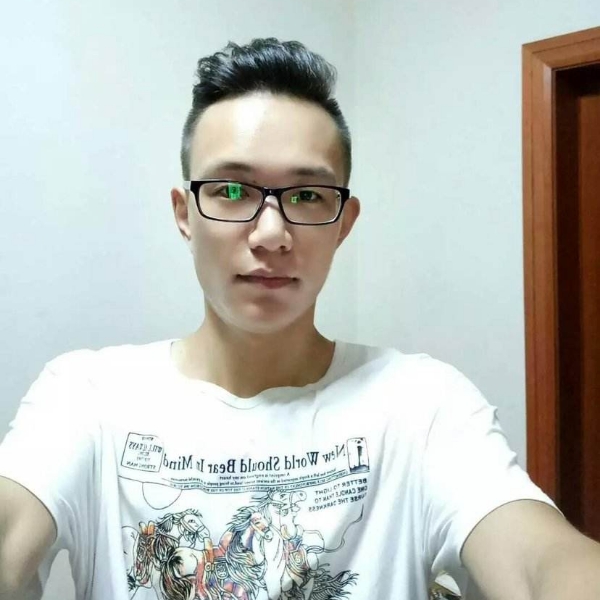忐忑等待的照片