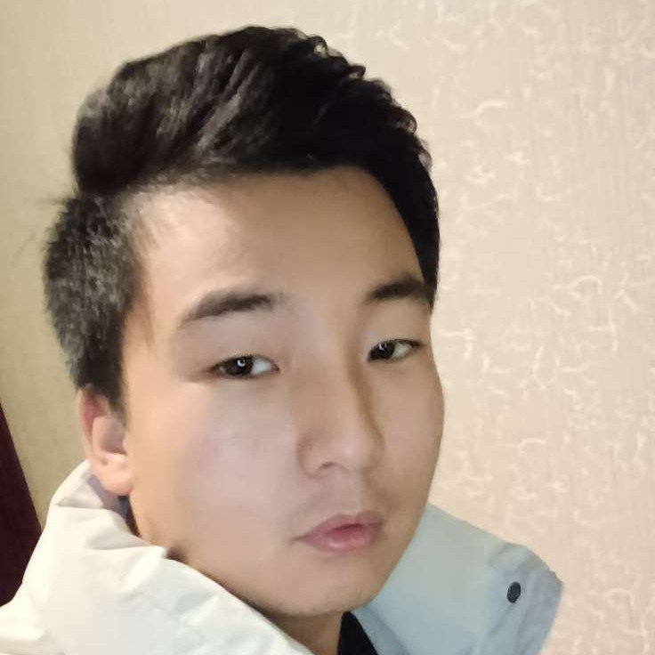 纯真爱恋故事的照片