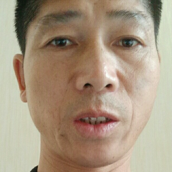 建筑工程工的照片