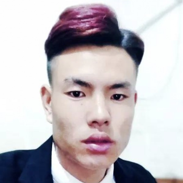 超帅韶华的照片