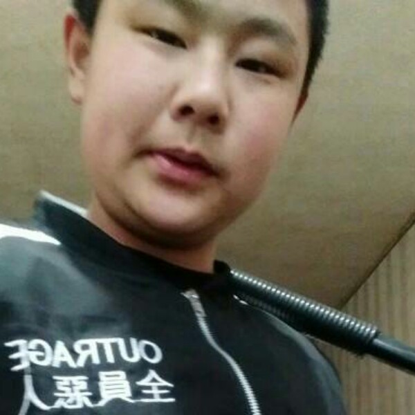 冷艳女王你的照片