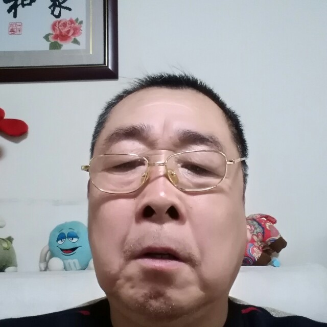 稳重与红酒的照片