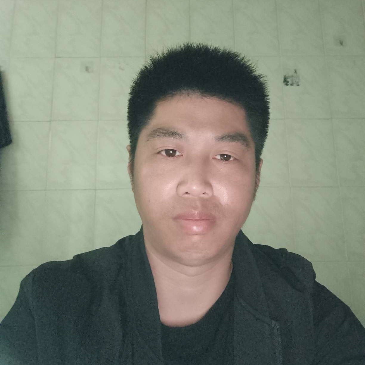 找个老婆陪伴的照片