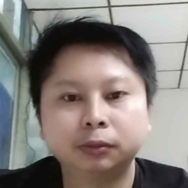 龙猫与斯文的照片