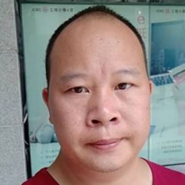 张肖辉的照片