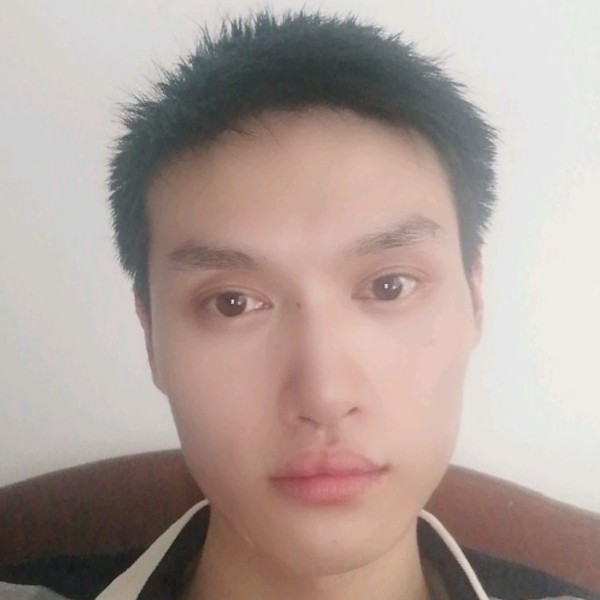 零碎就断夏的照片