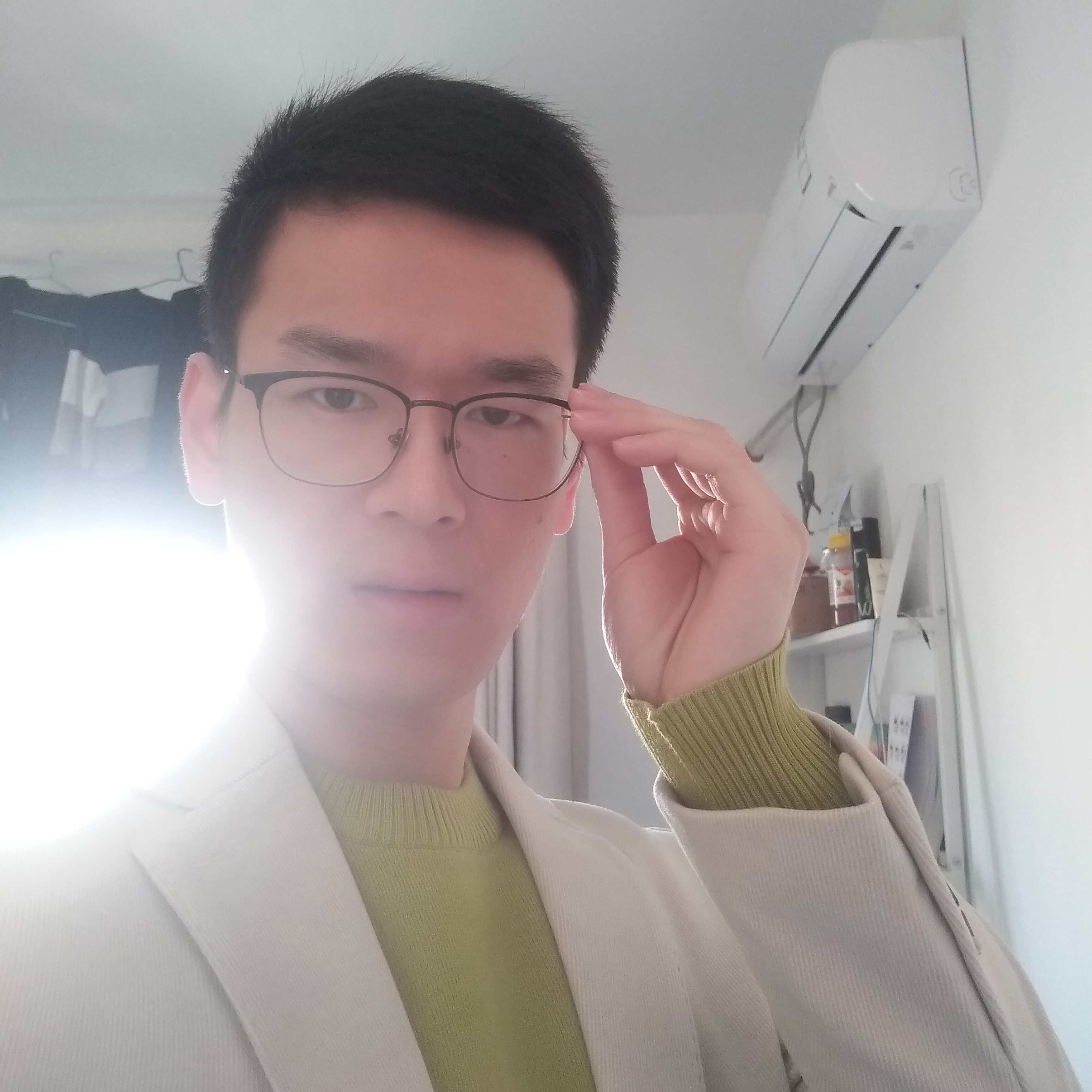 芒果倾心威武的照片
