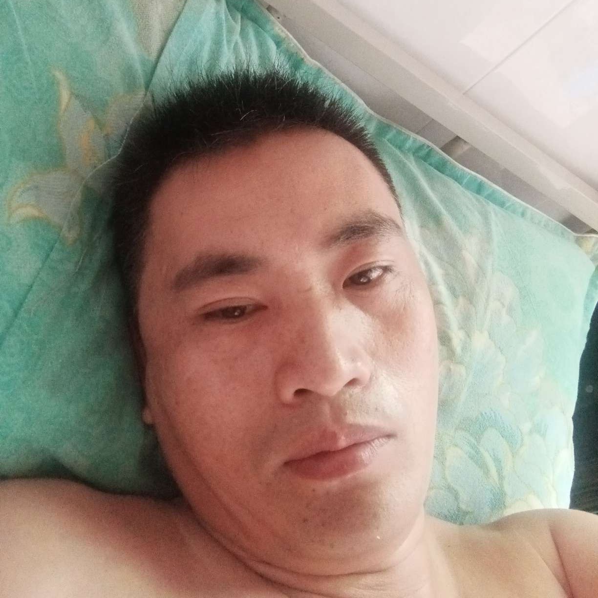 爱喝酒的人的照片