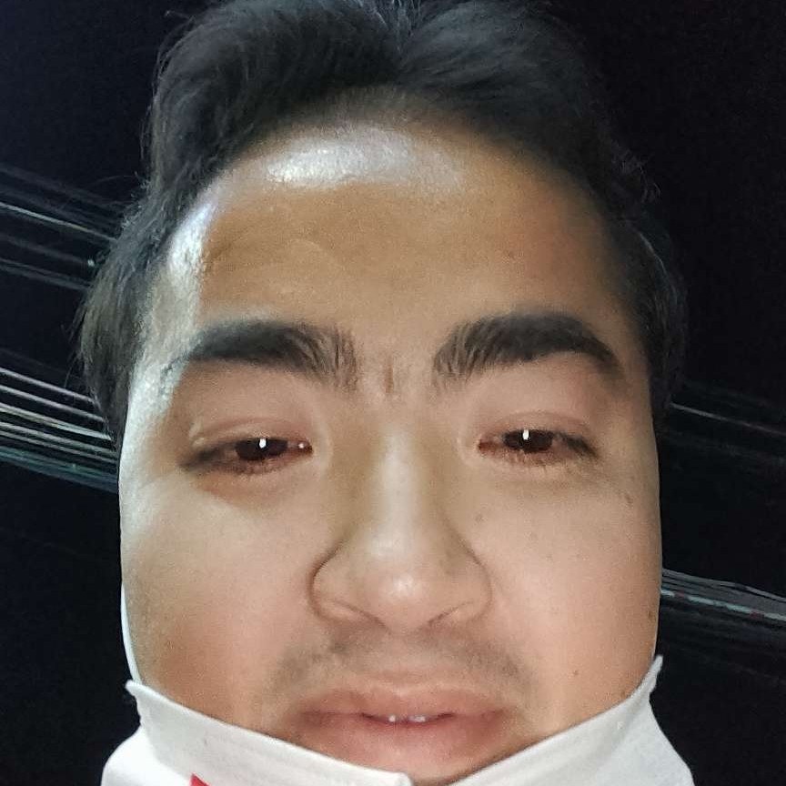 帅气拾忆星愿的照片