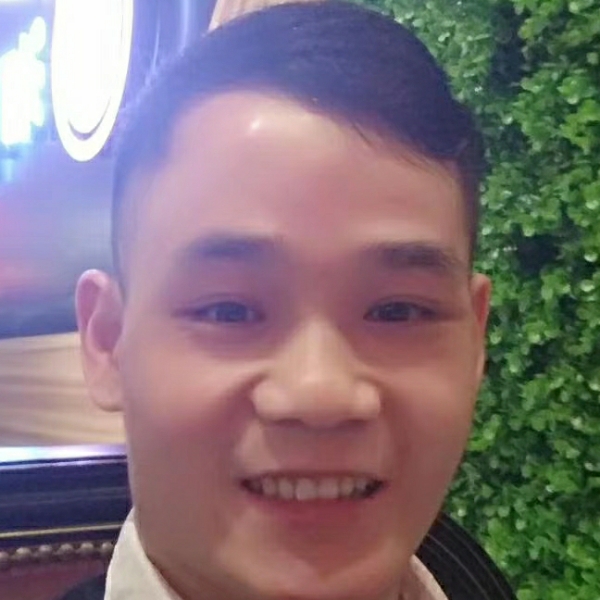 锦瑟泪了善良的照片