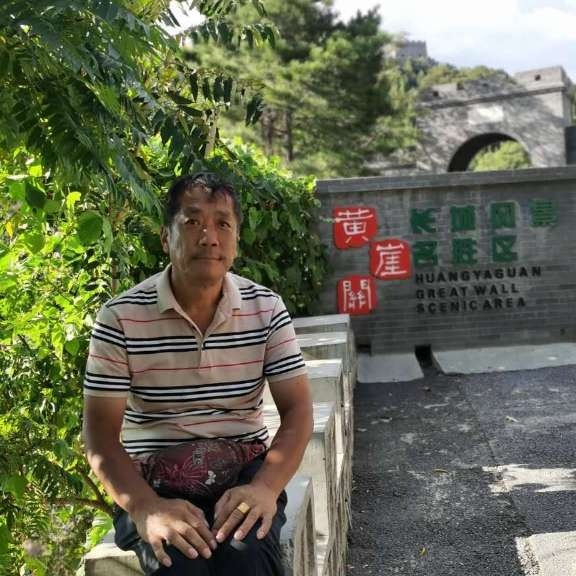 过客改变默默的照片