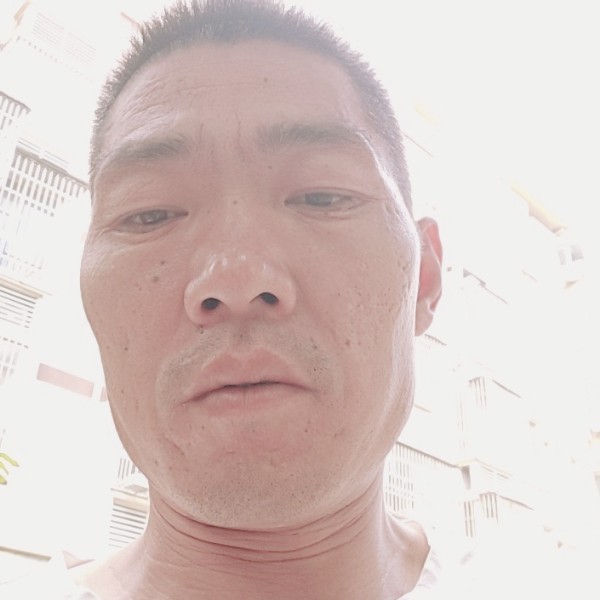 琉璃贤惠的照片