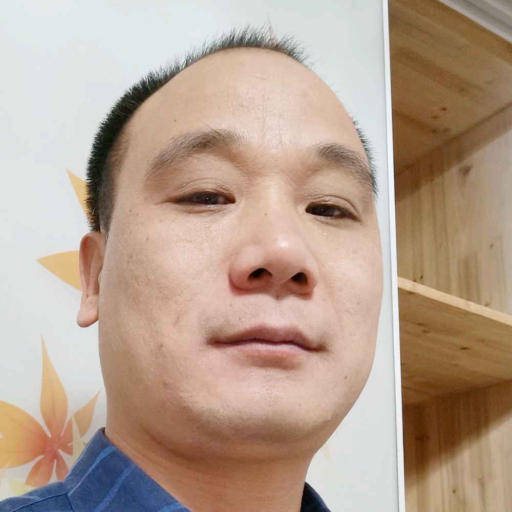 善良的浩气的照片