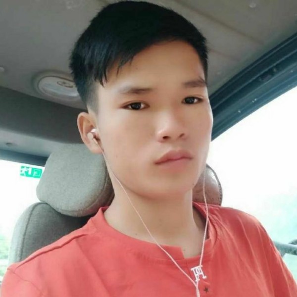 黄启勇的照片