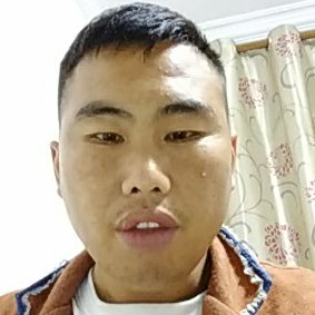 妩媚柜子的照片
