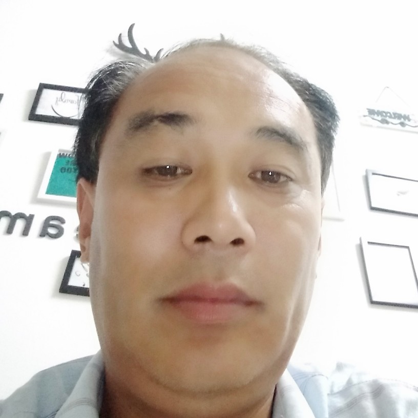 火保卫激动的照片