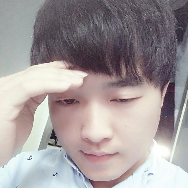 不会开车的老司机的照片