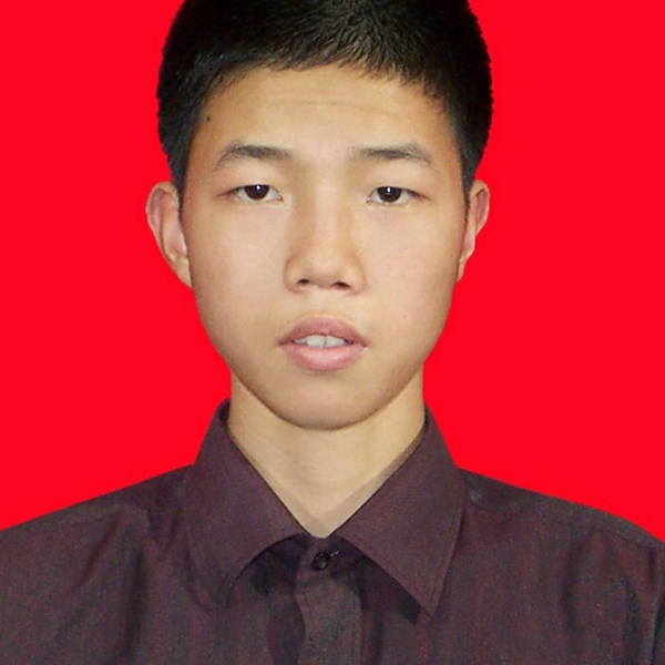 执着扯金毛的照片