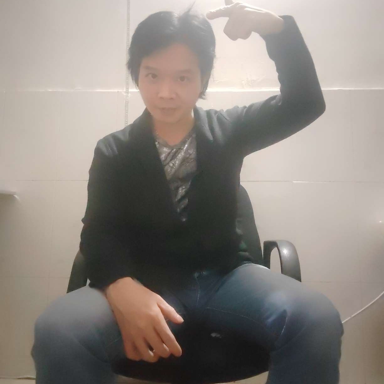 未来那紧张的照片
